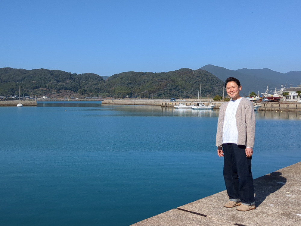 ホテル勤務で「島」を学び、憧れの宿オーナーへ。  - 高橋 大樹さん