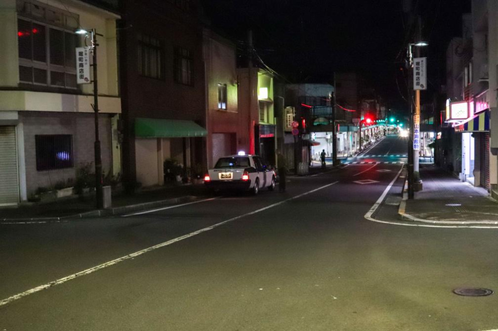 島で最も明るい福江商店街の夜