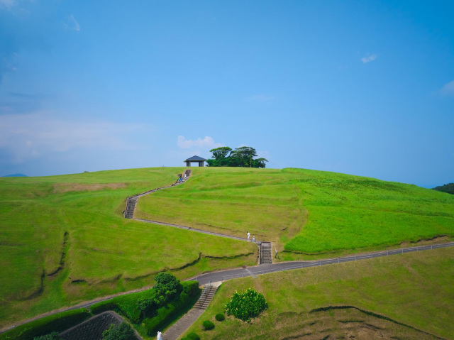 10:00 鬼岳に登る・市街地を巡る