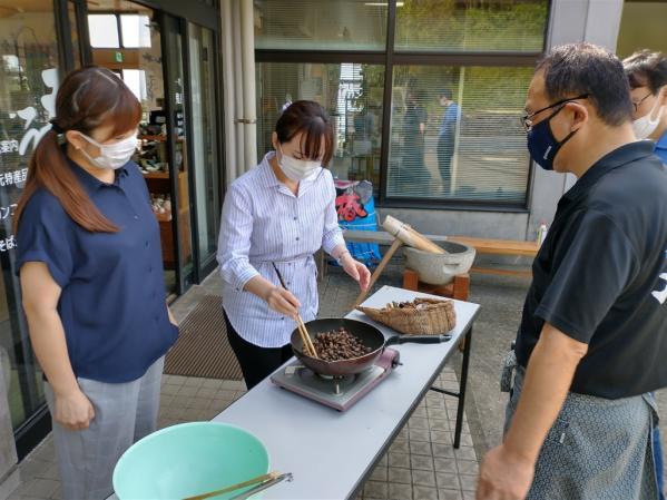 Camellia oil-making experience-1