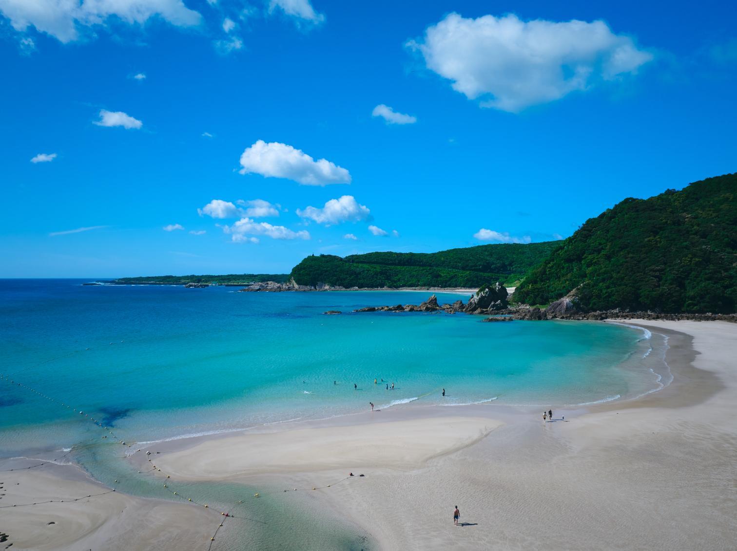 頓泊（とんとまり）海水浴場-0
