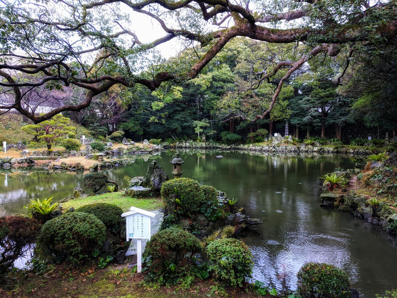 ④五島氏庭園隠殿屋敷・心字が池-1