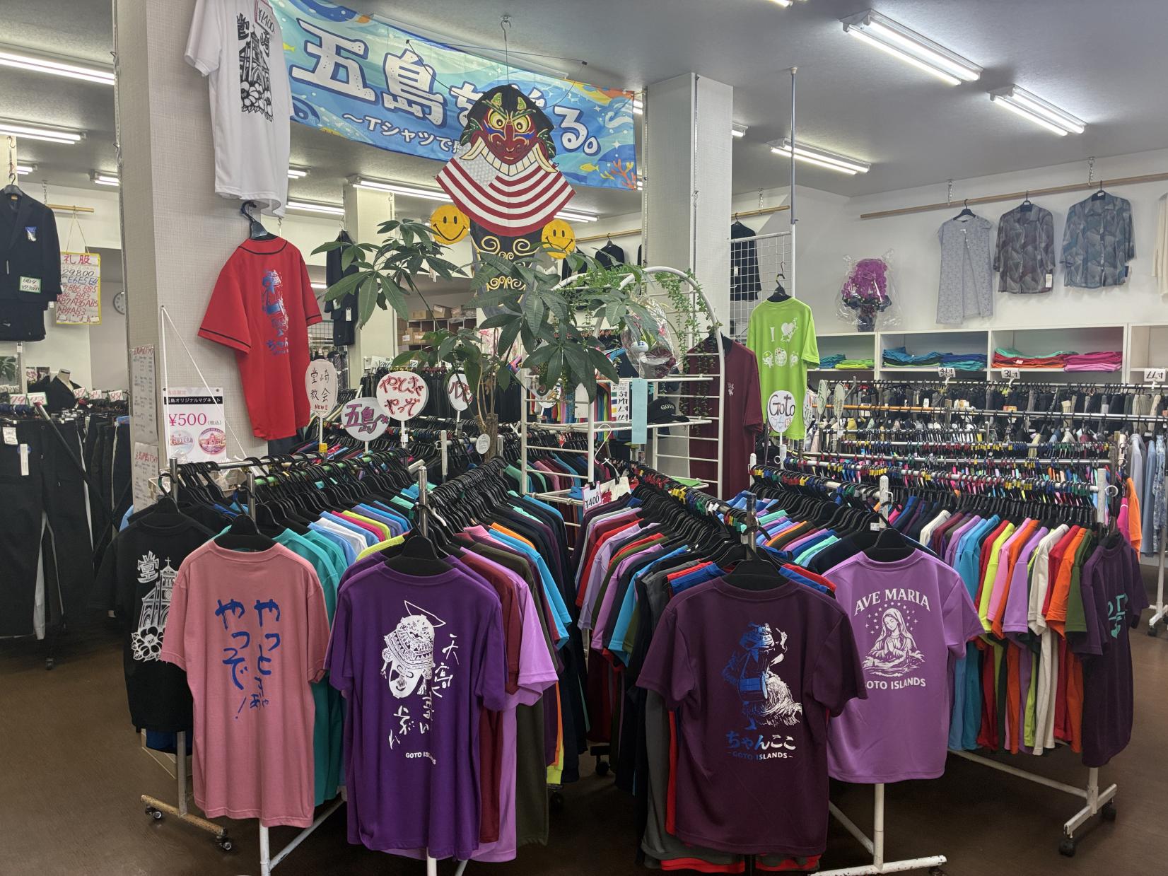 【買い物】ご当地Tシャツで大人気！福江商店街の名物ショップ「ヒロシ商店」-2