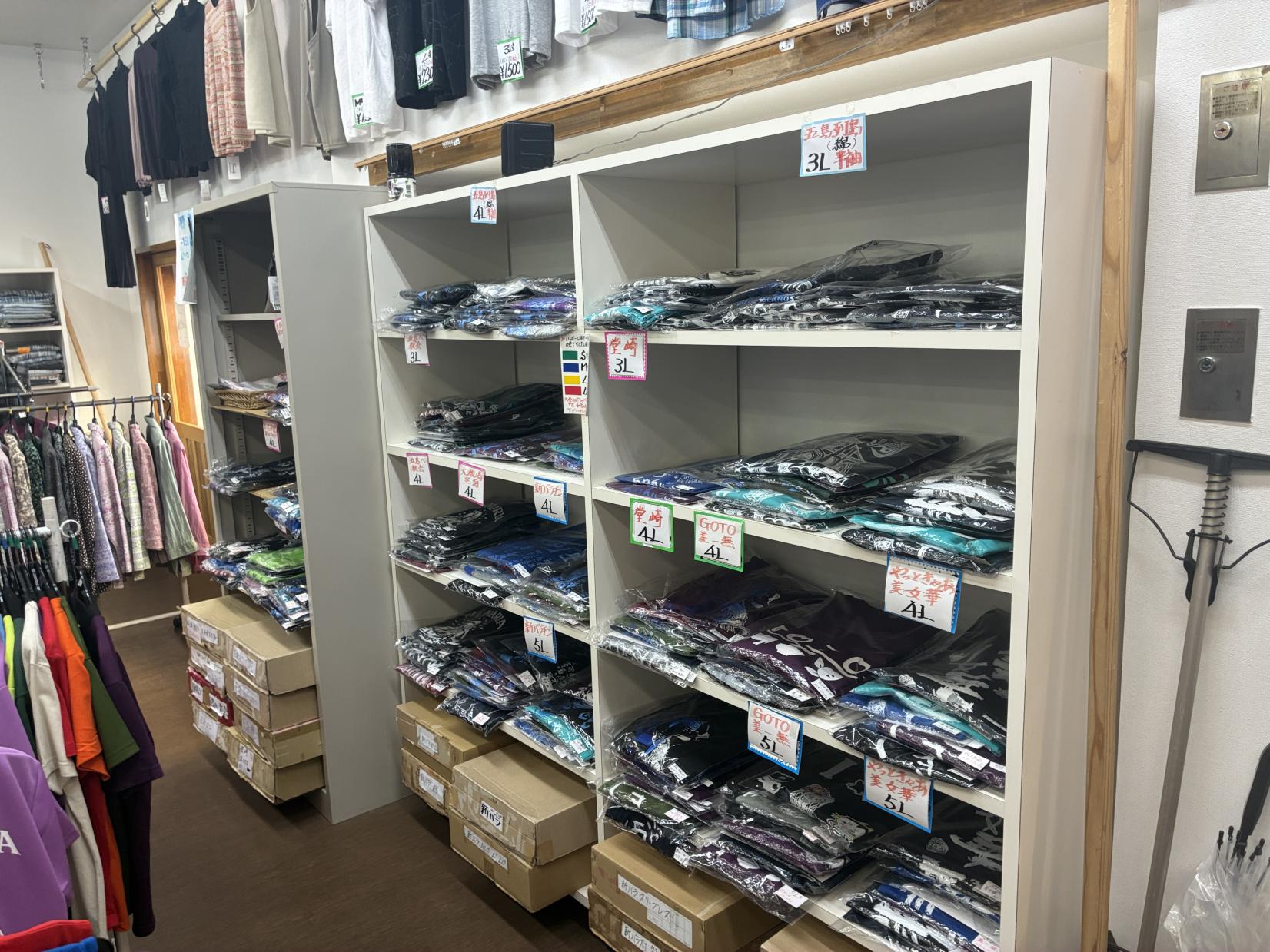 【買い物】ご当地Tシャツで大人気！福江商店街の名物ショップ「ヒロシ商店」-7