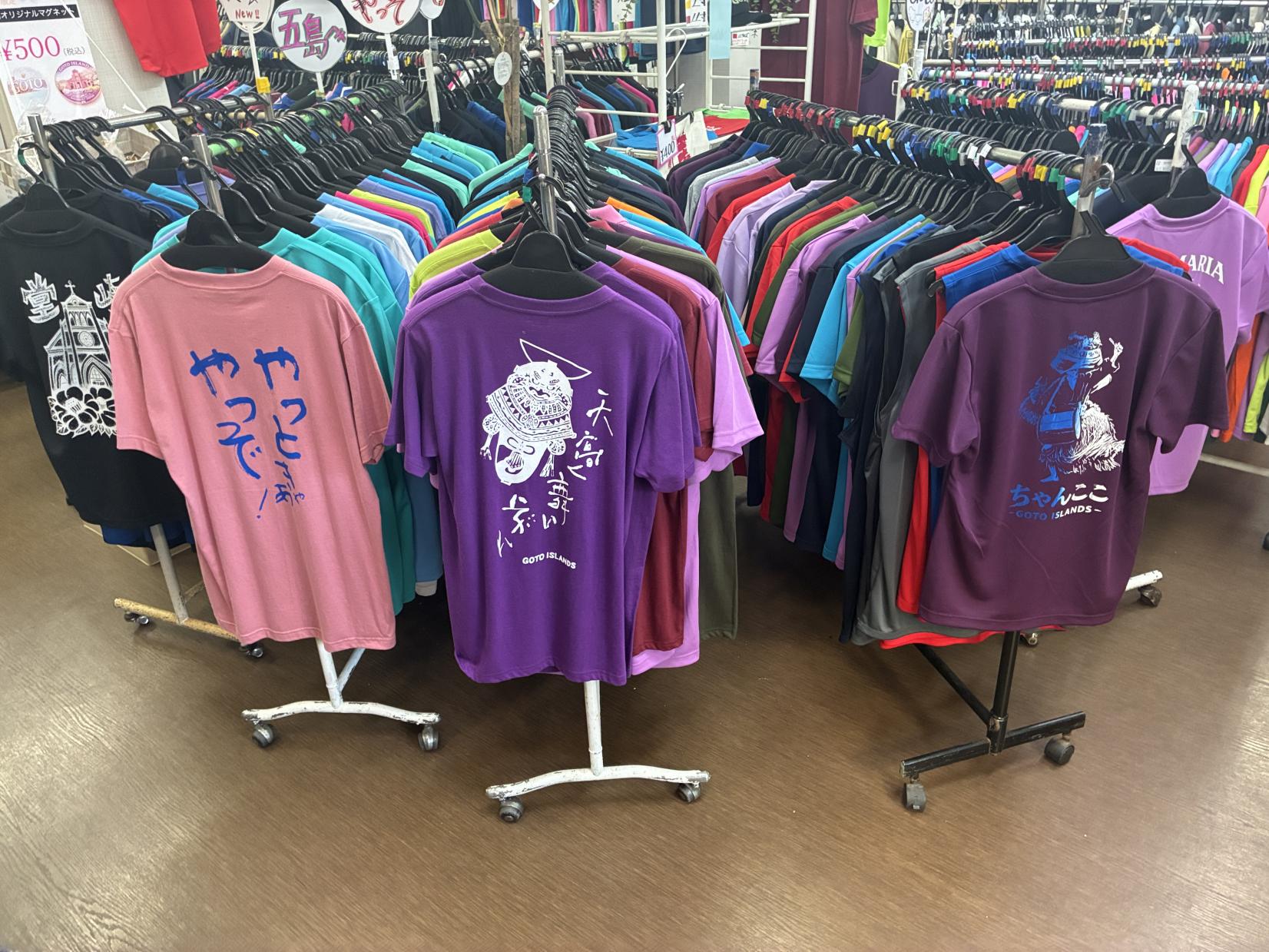 【買い物】ご当地Tシャツで大人気！福江商店街の名物ショップ「ヒロシ商店」-5