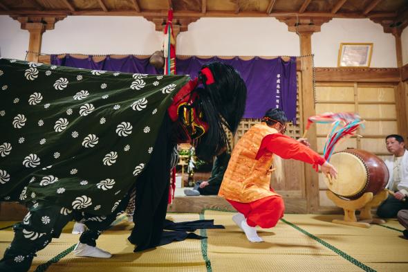 貝津の獅子こま舞（県指定無形民俗文化財）-1