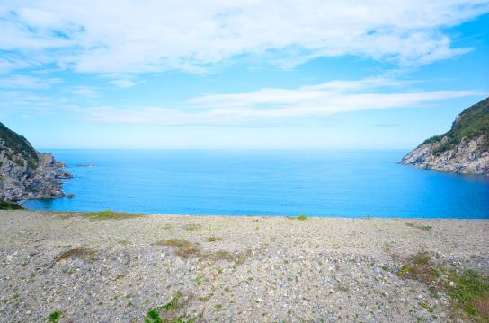 ノコビ浦の防風堤-1