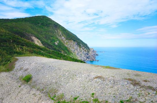 ノコビ浦の防風堤-0