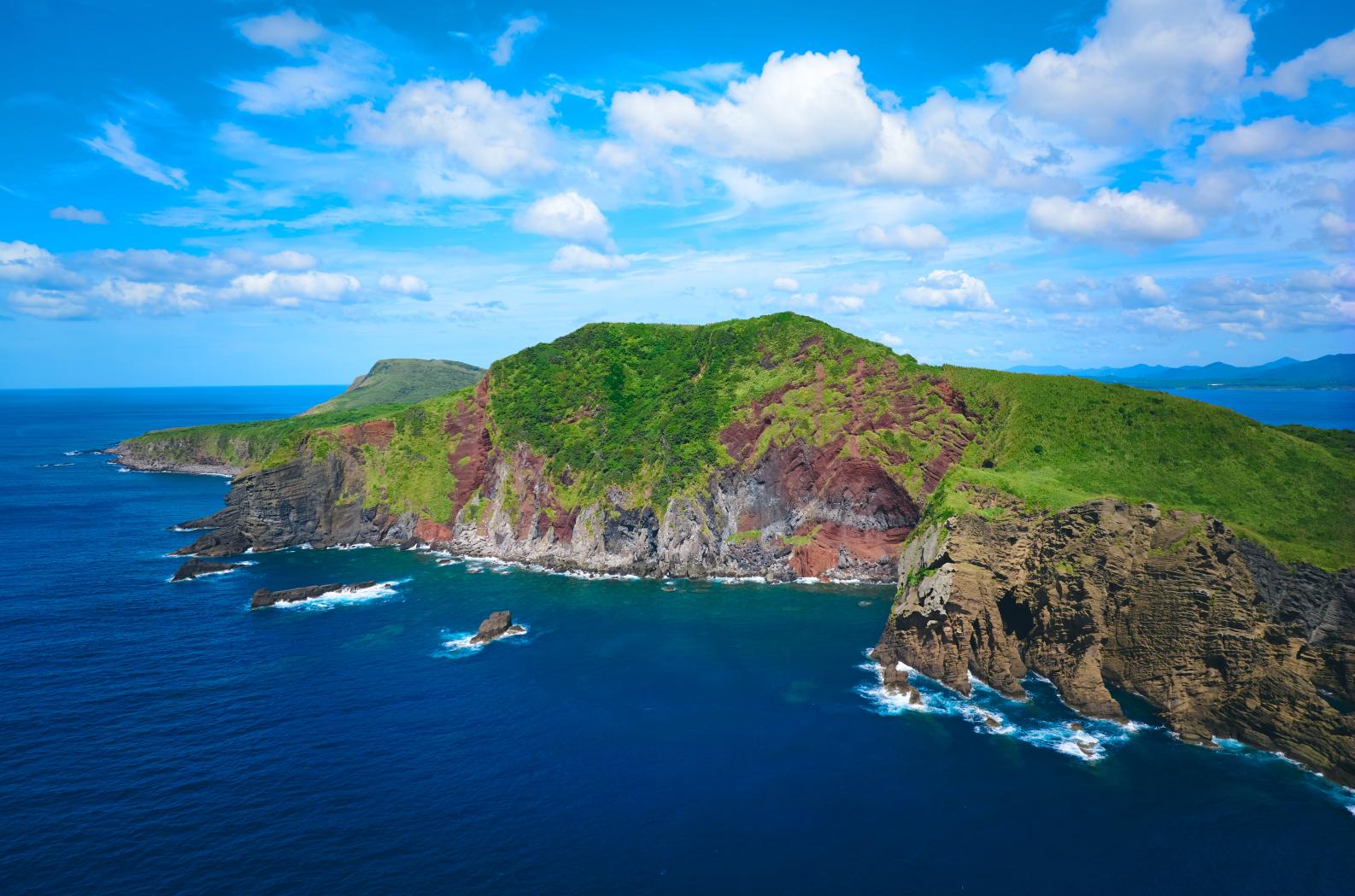 嵯峨島火山海食崖-6