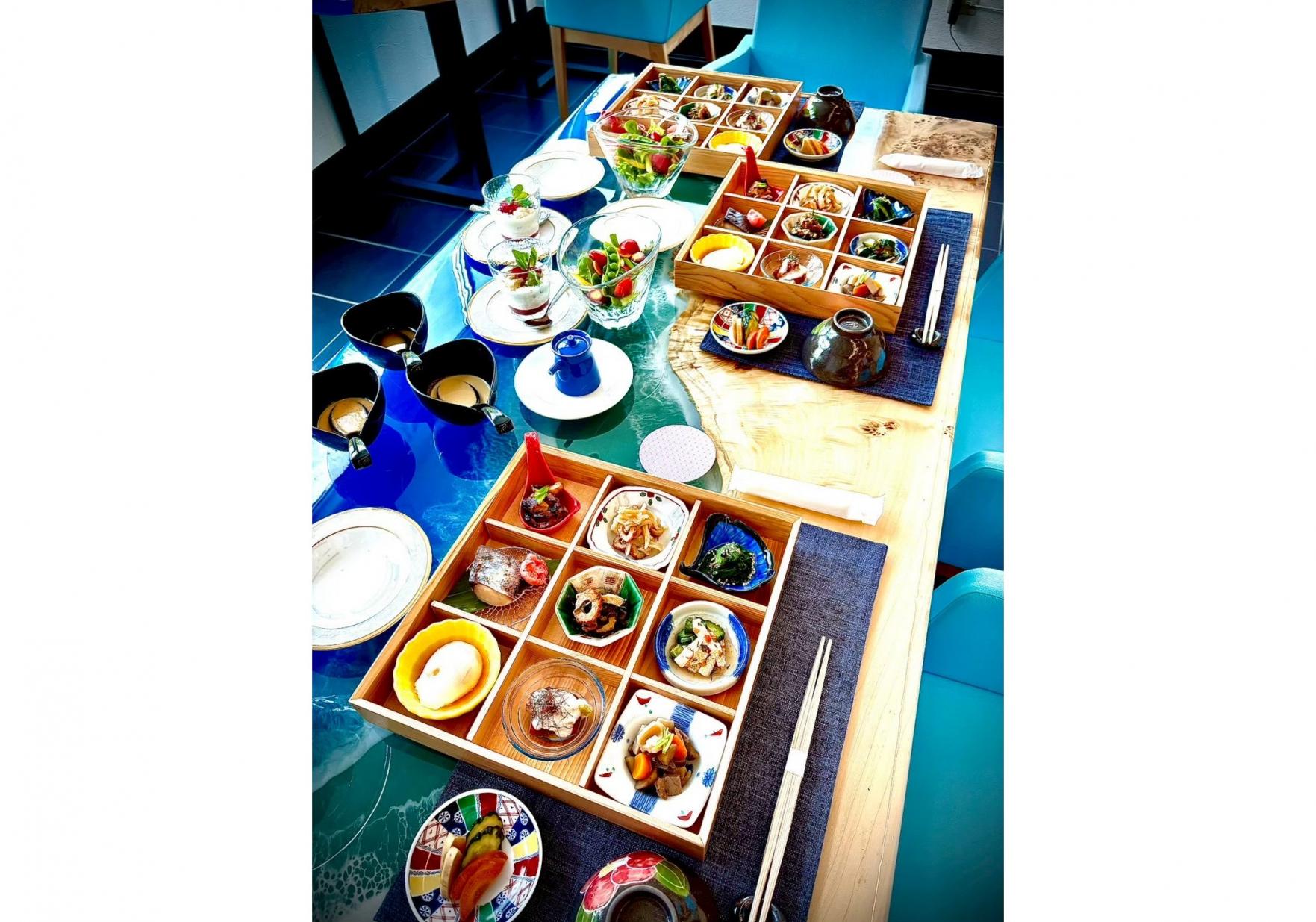HOTEL 87r-6