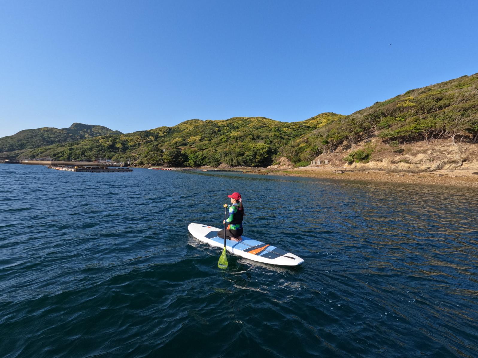 喧騒から離れた海上で、癒しのSUPクルージング-1